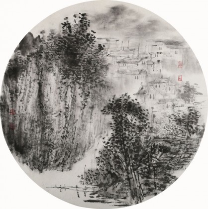 【已售】当代水墨漫画名家 强春云扇画 《乡村烟雨》