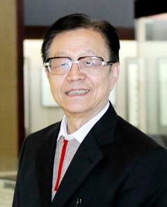 <b>周宏兴</b>